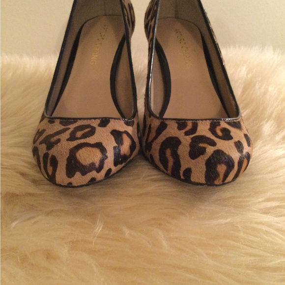 Arturo Chiang leopard print pumps - Picture 3 of 9